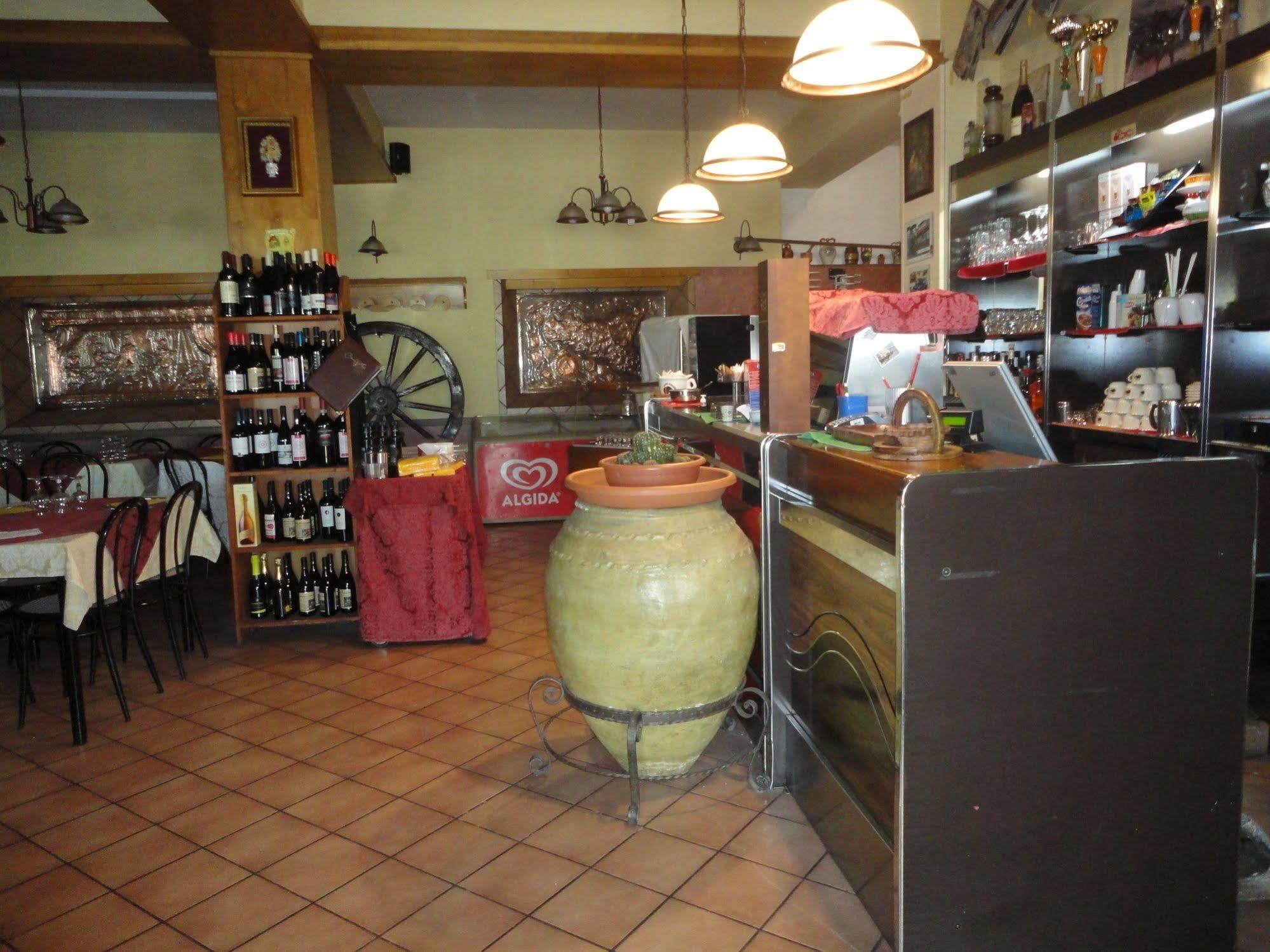 Agri Hotel Da Marianna Santa Domenica Vittoria Bagian luar foto